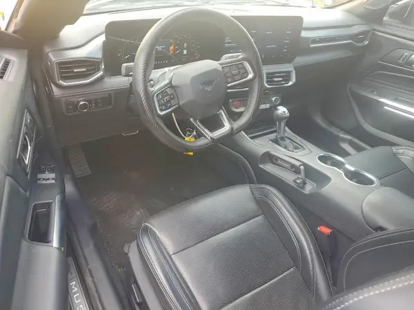 1FA6P8CF0R5415569 2024 FORD MUSTANG - Image 8