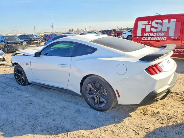 1FA6P8CF0S5405064 2025 FORD MUSTANG - Image 2