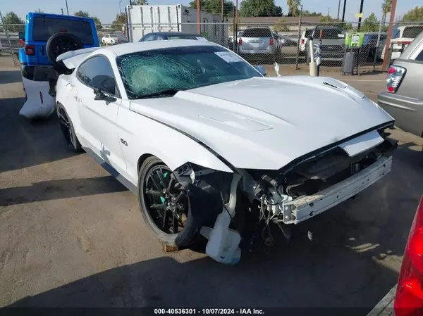 1FA6P8CF1G5328227 2016 FORD MUSTANG - Image 1