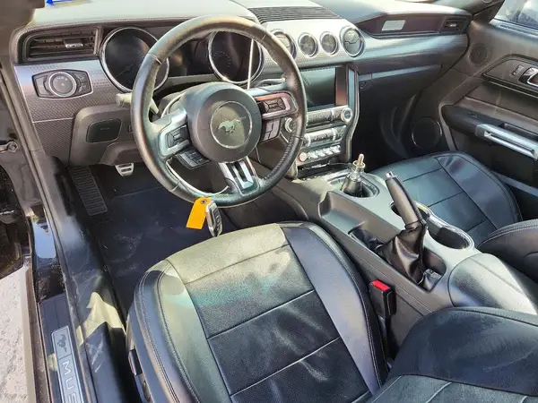 1FA6P8CF1H5210051 2017 FORD MUSTANG - Image 8