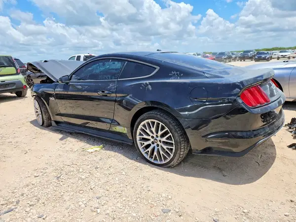 1FA6P8CF1H5329007 2017 FORD MUSTANG - Image 2