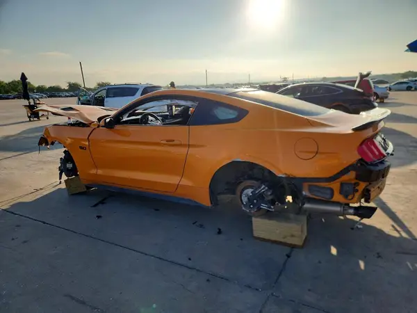 1FA6P8CF1K5112614 2019 FORD MUSTANG - Image 2