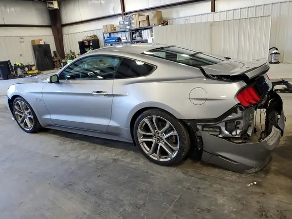 1FA6P8CF1L5123582 2020 FORD MUSTANG - Image 2