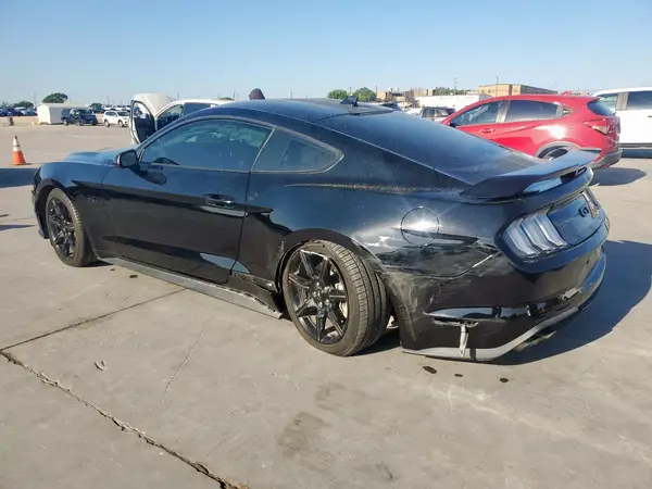 1FA6P8CF1L5186908 2020 FORD MUSTANG - Image 2