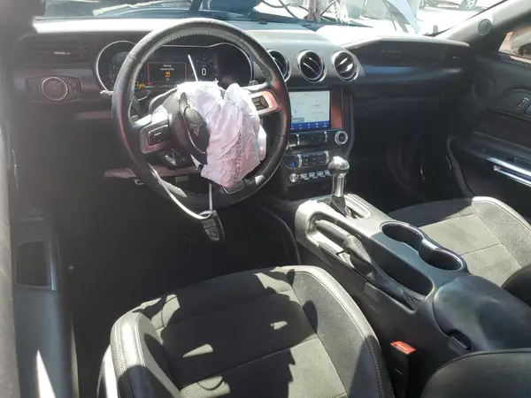1FA6P8CF1M5137824 2021 FORD MUSTANG - Image 8