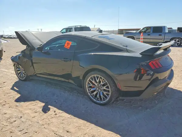1FA6P8CF1R5400921 2024 FORD MUSTANG - Image 2