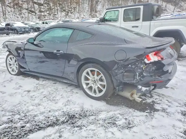 1FA6P8CF1R5426905 2024 FORD MUSTANG - Image 2