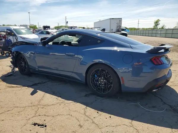 1FA6P8CF1R5429979 2024 FORD MUSTANG - Image 2