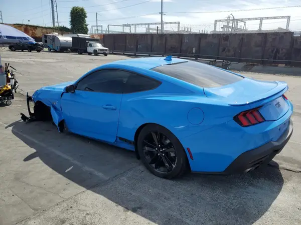 1FA6P8CF1R5431389 2024 FORD MUSTANG - Image 2
