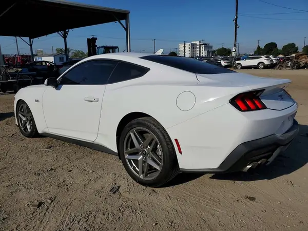 1FA6P8CF1S5401606 2025 FORD MUSTANG - Image 2