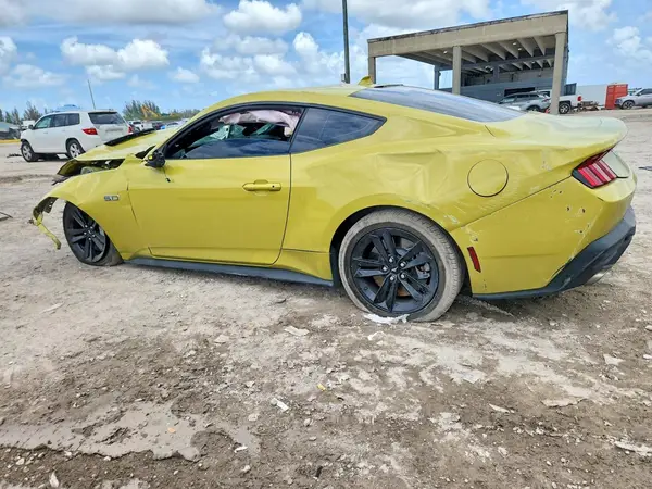 1FA6P8CF1S5417529 2025 FORD MUSTANG - Image 2