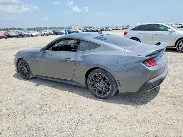 1FA6P8CF1S5418535 2025 FORD MUSTANG - Image 2
