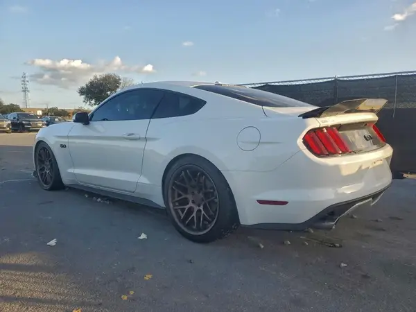 1FA6P8CF2G5289955 2016 FORD MUSTANG - Image 2