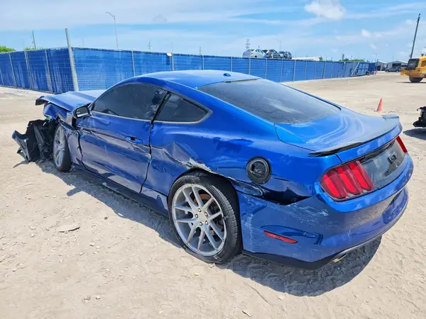 1FA6P8CF2H5255984 2017 FORD MUSTANG - Image 2