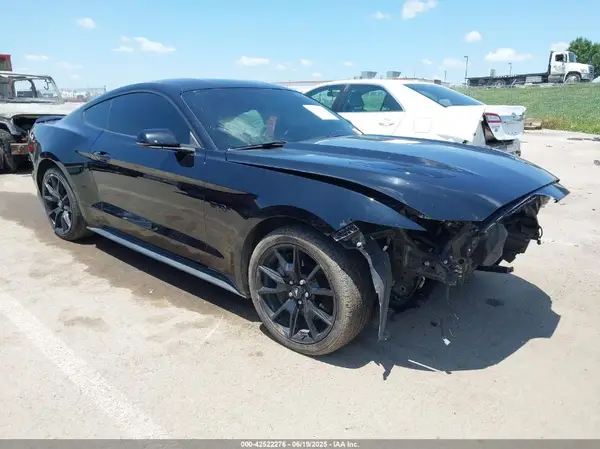 1FA6P8CF2H5319778 2017 FORD MUSTANG - Image 1