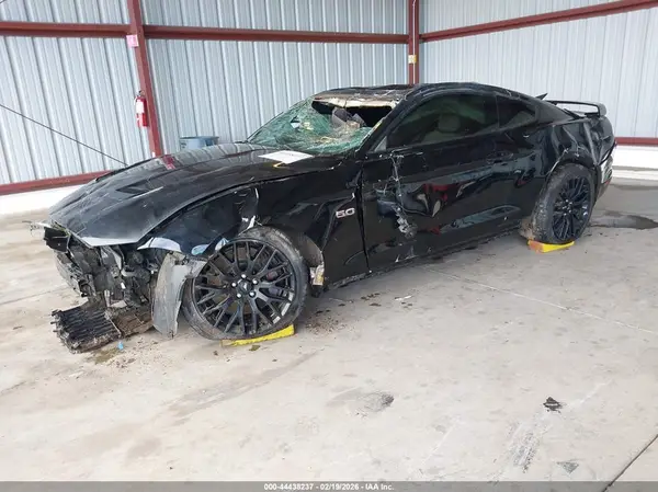 1FA6P8CF2J5105296 2018 FORD MUSTANG - Image 2