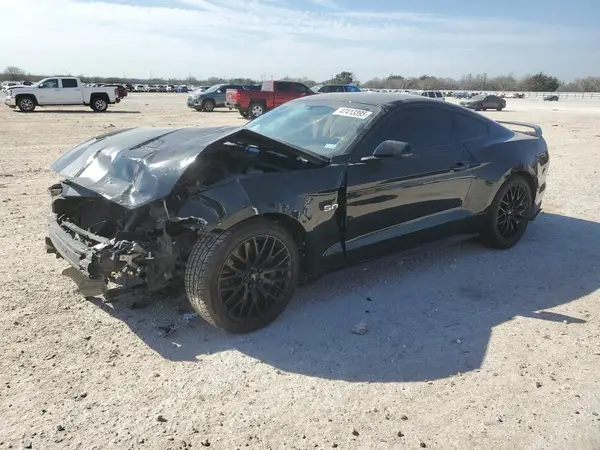 1FA6P8CF2K5175186 2019 FORD MUSTANG - Image 1