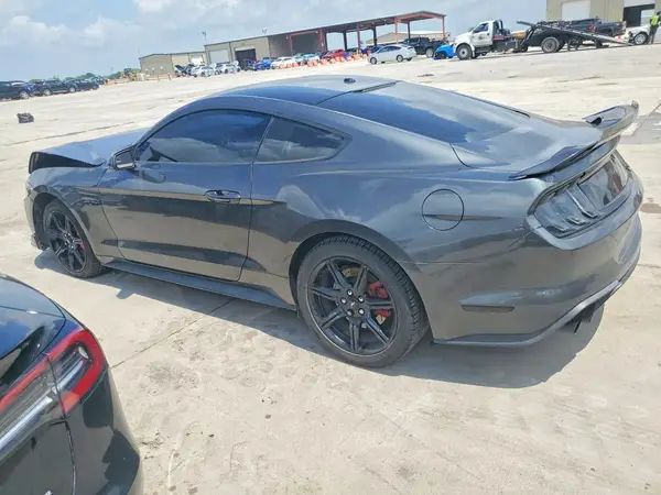 1FA6P8CF2K5192585 2019 FORD MUSTANG - Image 2
