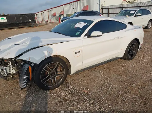 1FA6P8CF2L5154632 2020 FORD MUSTANG - Image 2