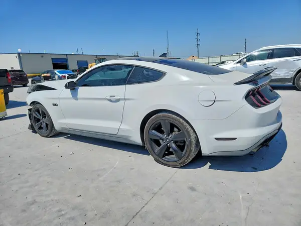 1FA6P8CF2M5126184 2021 FORD MUSTANG - Image 2