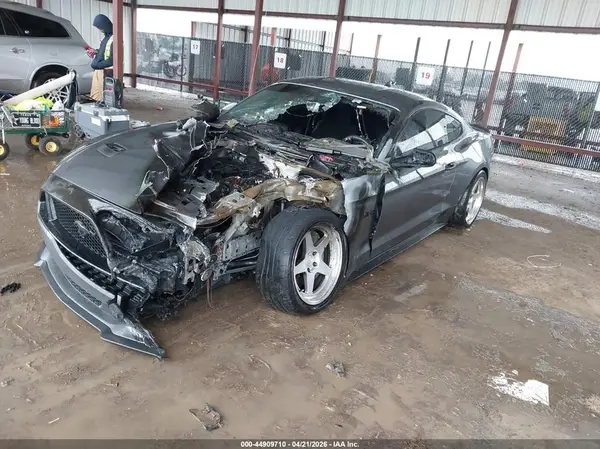1FA6P8CF2M5140215 2021 FORD MUSTANG - Image 2