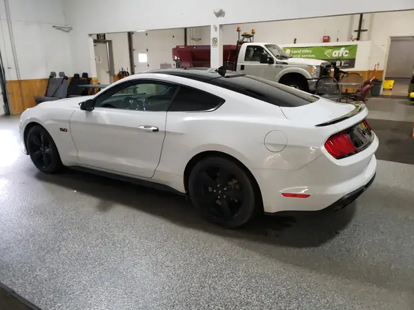 1FA6P8CF2N5147215 2022 FORD MUSTANG - Image 2