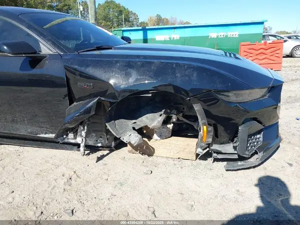 2024 FORD MUSTANG auction photo 6