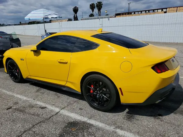 1FA6P8CF2R5406081 2024 FORD MUSTANG - Image 2