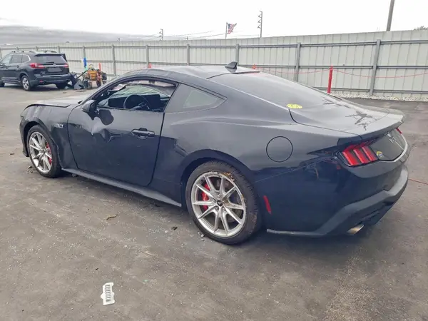 1FA6P8CF2R5418201 2024 FORD MUSTANG - Image 2
