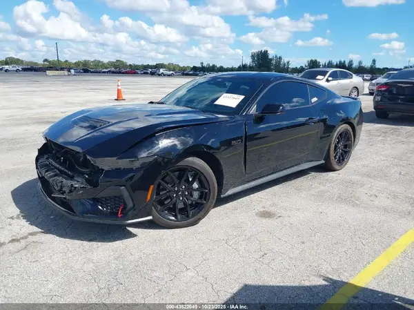1FA6P8CF2S5408158 2025 FORD MUSTANG - Image 2