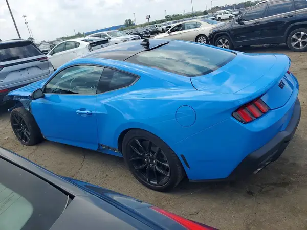 1FA6P8CF2S5408838 2025 FORD MUSTANG - Image 2