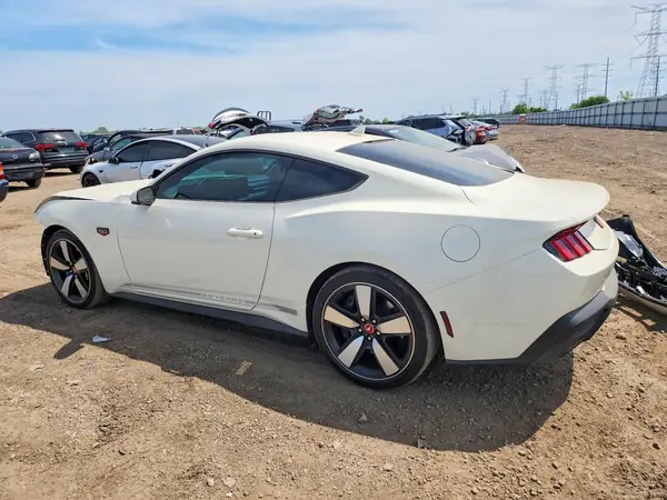 1FA6P8CF2S5415045 2025 FORD MUSTANG - Image 2
