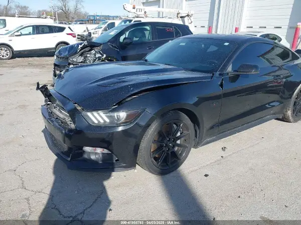 1FA6P8CF3G5204069 2016 FORD MUSTANG - Image 2