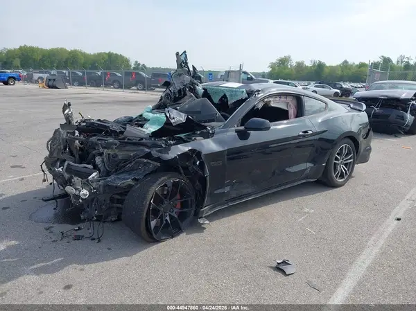 1FA6P8CF3G5215119 2016 FORD MUSTANG - Image 2