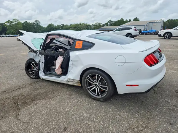 1FA6P8CF3G5236309 2016 FORD MUSTANG - Image 2