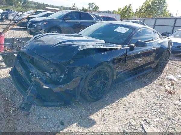 1FA6P8CF3G5266880 2016 FORD MUSTANG - Image 2