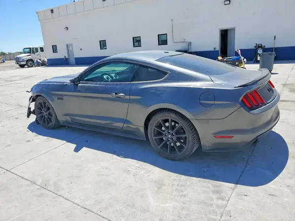 1FA6P8CF3G5290256 2016 FORD MUSTANG - Image 2