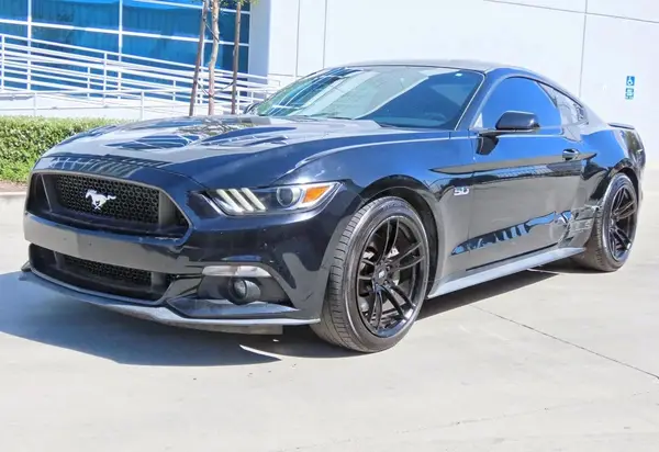 1FA6P8CF3G5328133 2016 FORD MUSTANG - Image 2
