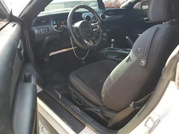 1FA6P8CF3H5240247 2017 FORD MUSTANG - Image 8