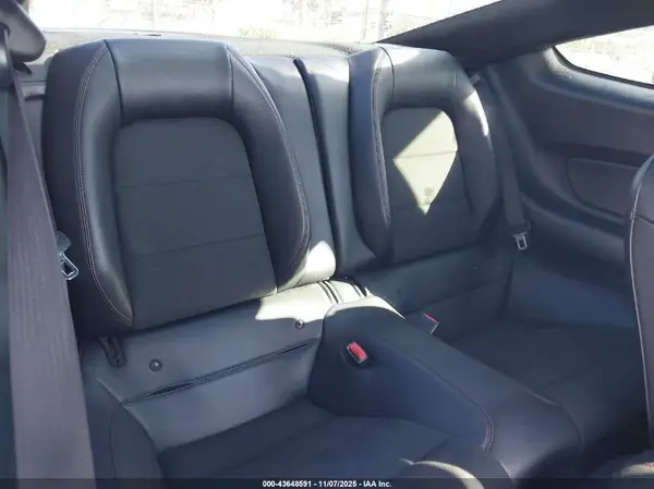 1FA6P8CF3H5240281 2017 FORD MUSTANG - Image 8