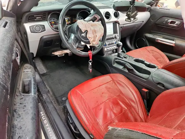 1FA6P8CF3H5259607 2017 FORD MUSTANG - Image 8