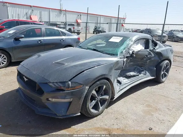 1FA6P8CF3J5117165 2018 FORD MUSTANG - Image 2