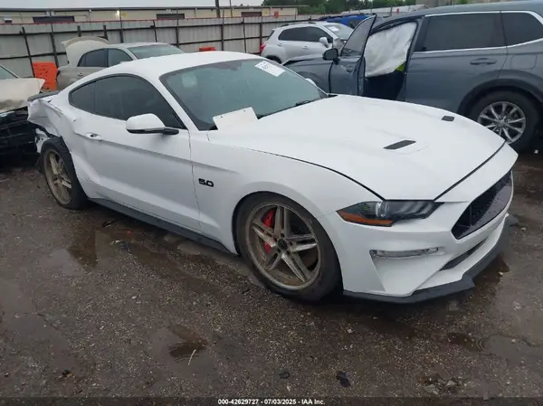 1FA6P8CF3J5165653 2018 FORD MUSTANG - Image 1