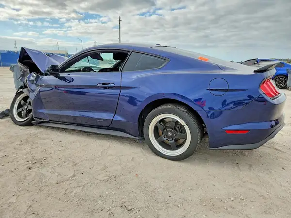 1FA6P8CF3L5113944 2020 FORD MUSTANG - Image 2