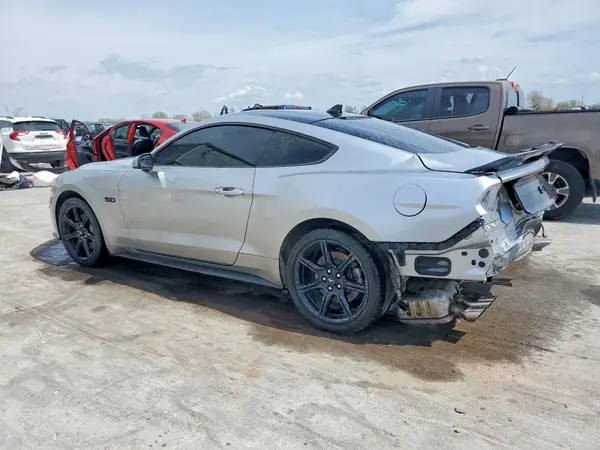 1FA6P8CF3L5182679 2020 FORD MUSTANG - Image 2