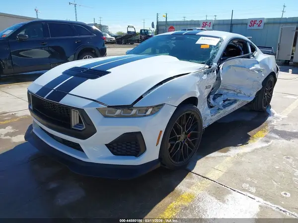1FA6P8CF3R5402329 2024 FORD MUSTANG - Image 2