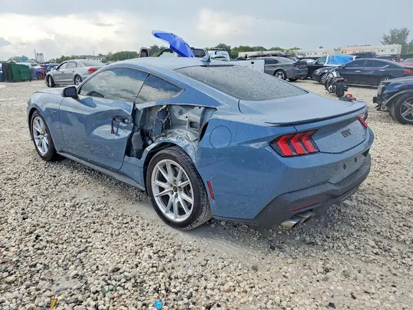 1FA6P8CF3R5417543 2024 FORD MUSTANG - Image 2