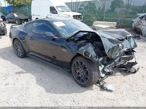 1FA6P8CF3R5418045 2024 FORD MUSTANG - Image 1