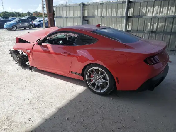 1FA6P8CF3R5420877 2024 FORD MUSTANG - Image 2