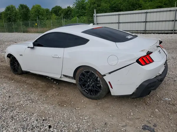 1FA6P8CF3S5414454 2025 FORD MUSTANG - Image 2
